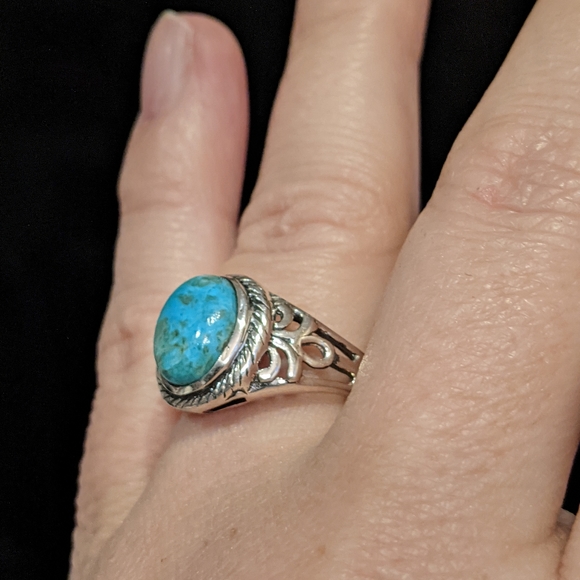 Arizona Mohave Turquoise 925 Silver Ring, size 8.5 - Picture 6 of 15